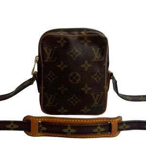 LOUIS VUITTON Brown Monogram Leather Pochette Shoulder Bag
